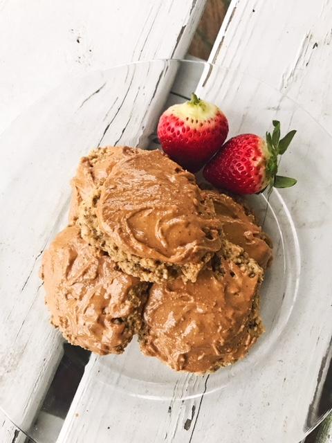 Strawberry Cashew Oatmeal Cookies - VG / GF